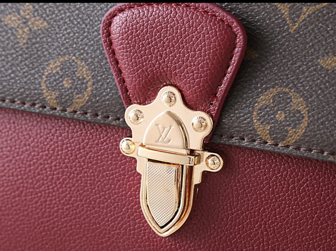 Bordeaux chain bag - Monogram coming soon